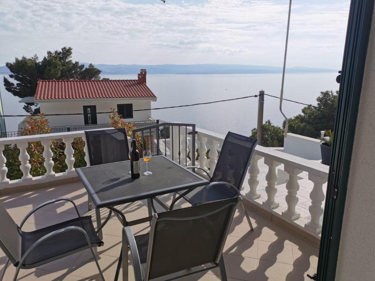 Apartman Ante Brela Buitenkant foto